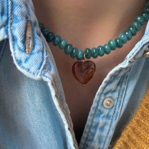 Collier jade vert / cœur caramel